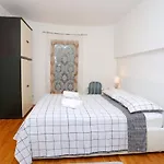Znjan Апартаменты *