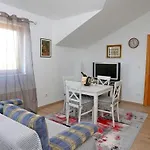 Znjan Διαμέρισμα